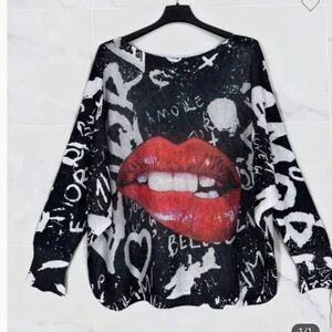 S044. Made in Italy Graphic Sweater with Red Lips Design
